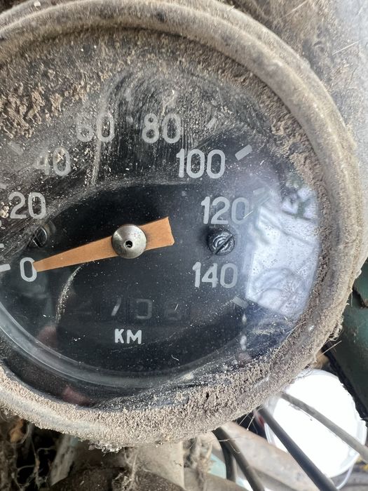 Продавам мотор ИЖ планета