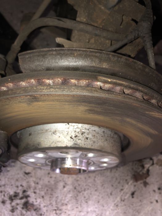 Предни спирачки Ауди А3 2.0 ТФСИ 200кс,Audi A3 TFSI