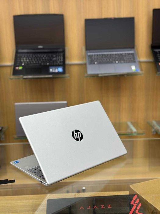 HP 15, Intel Core i3-N305, 8/256GB SSD, 15.6" FHD IPS,Fingerprint
