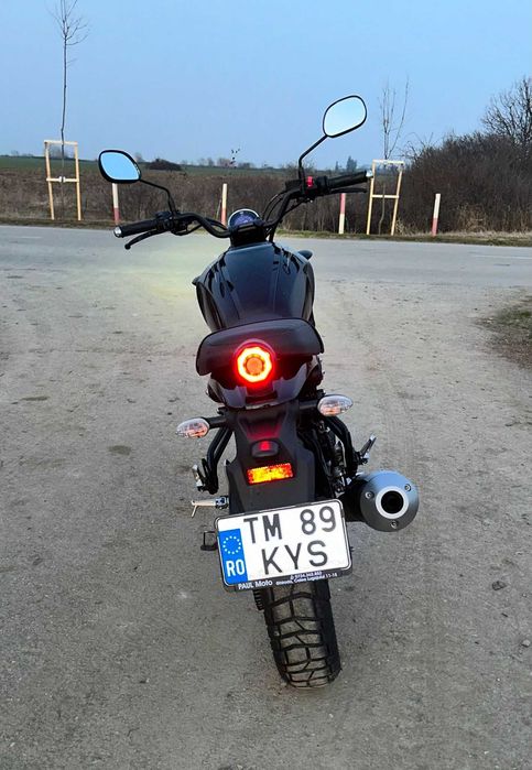 Motocicleta Yamaha XSR Legacy 125 cmc