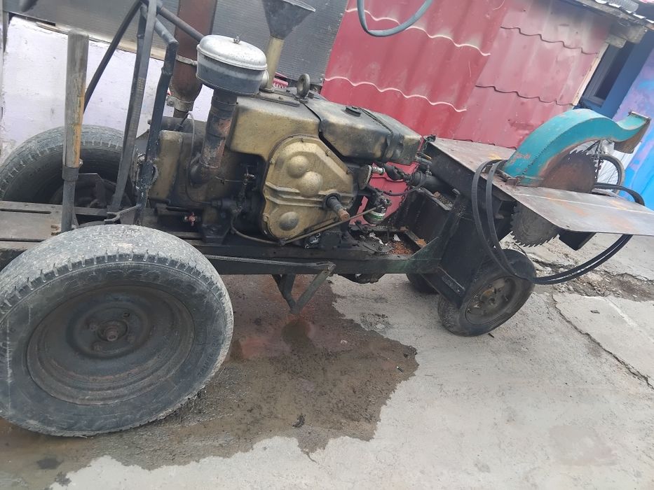 Motor de tăiat lemne