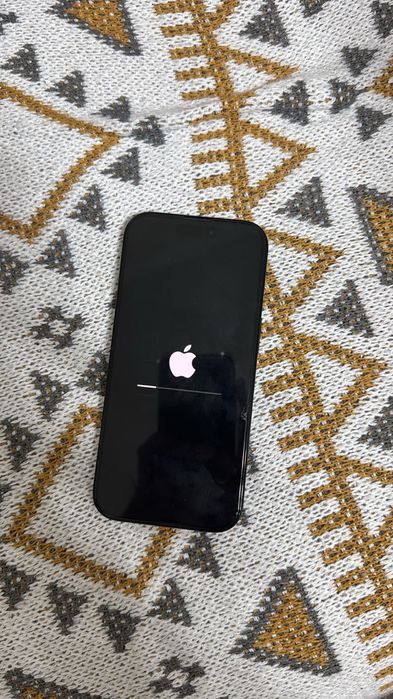 Продам IPhone 16 pro 512
Телефон в идеаль