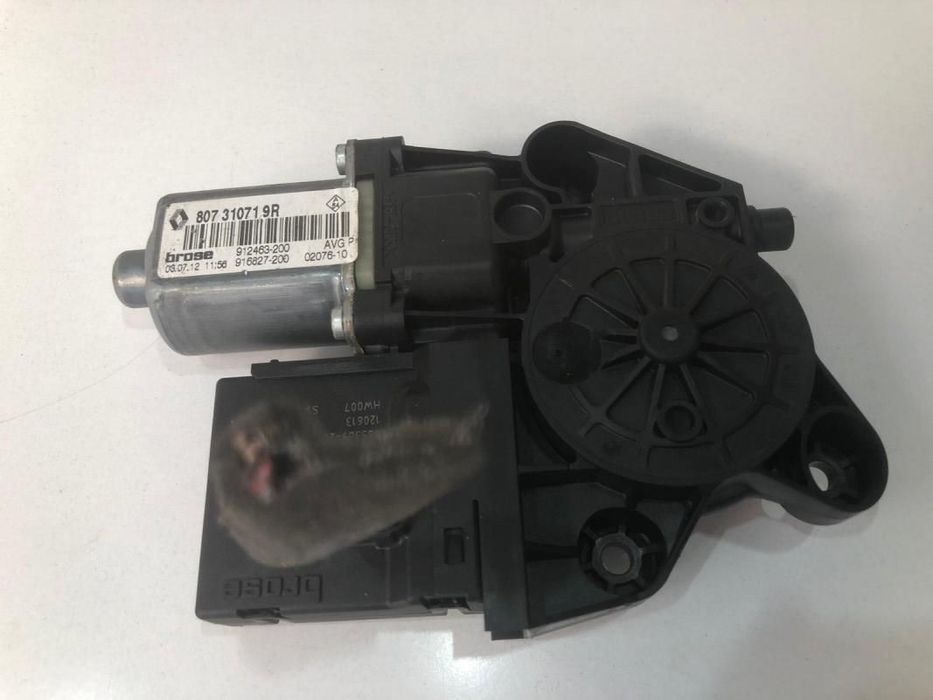 Motoras macara geam stanga fata Renault Megane 3 facelift (2012-2016) 807310719R
