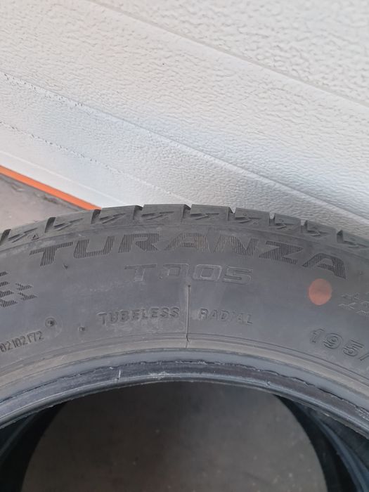 Летни гуми 2 броя BRIDGESTONE Turanza T005 195 55 R16 дот 4019