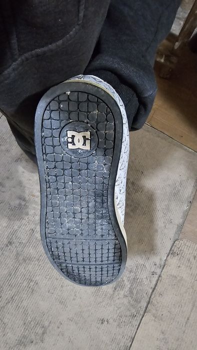 DC Shoe Co. Rob Dyrdek Номер 43ти бяло Кецове