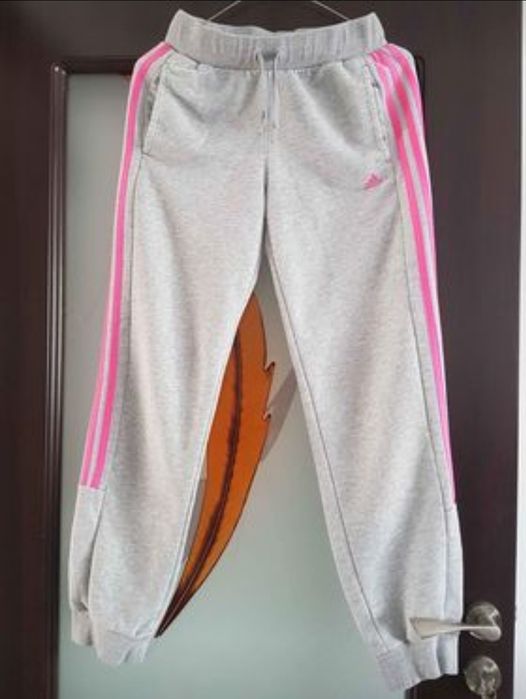Pantaloni Adidas M dama