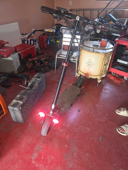 Trotinetă electrică