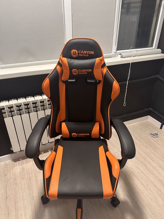 Компьютерный кресло