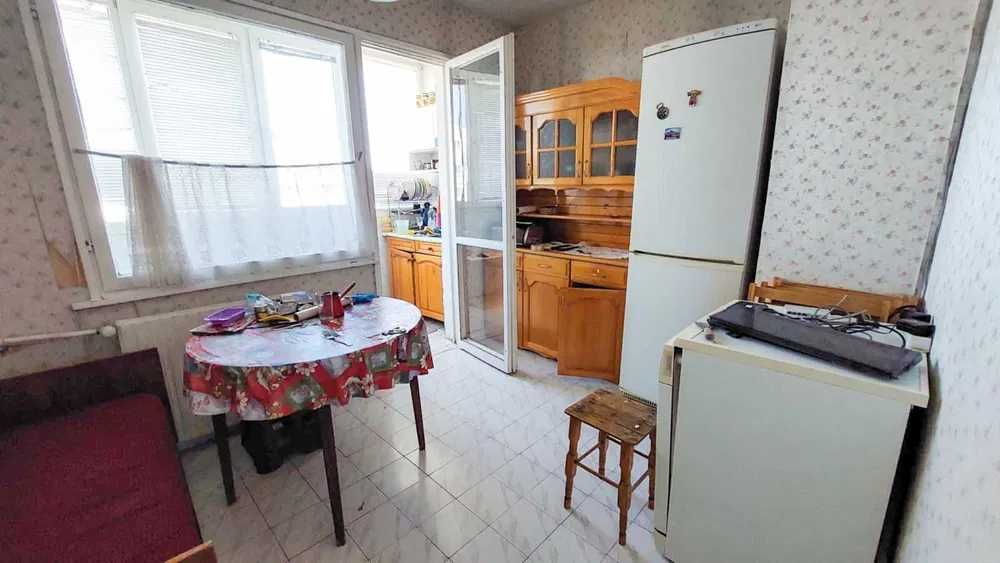 Дава се под наем Тристаен апартамент в София, Зона Б-18 - 90 кв.м за 500 € - Снимка #5