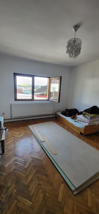 Casa de vânzare 3 camere