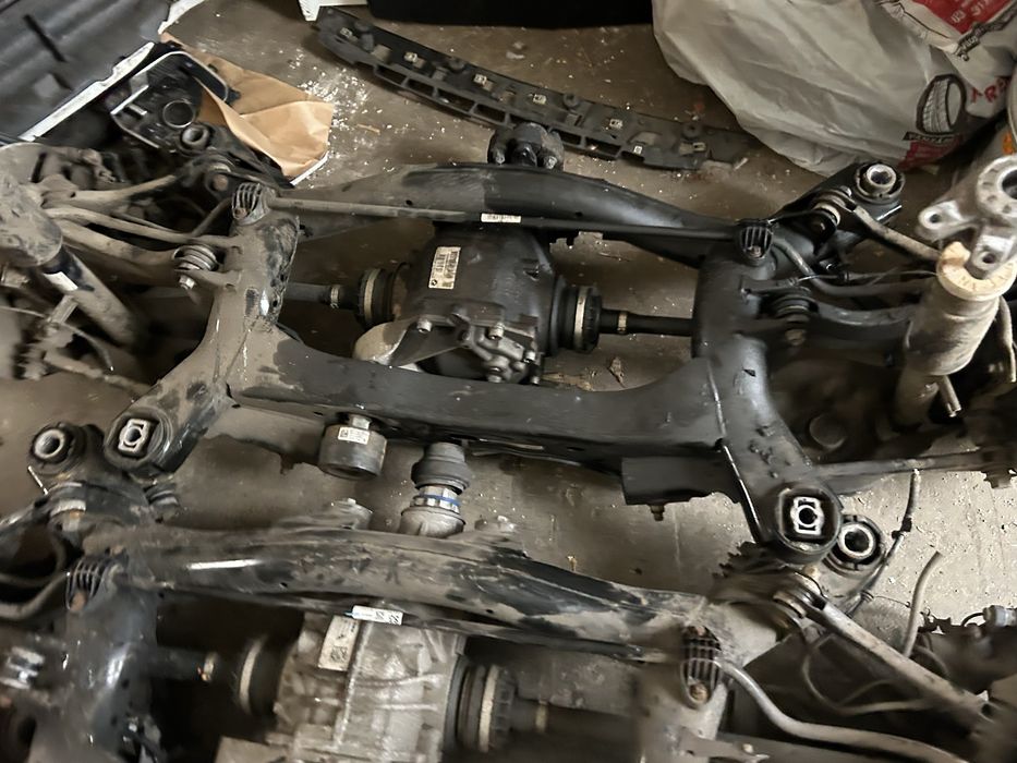 Punte spate / fuzeta / planetara / brate Bmw G20 G21 seria 3