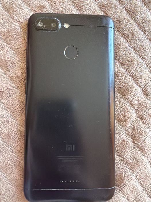 Телефон Xiaomi Redmi 6