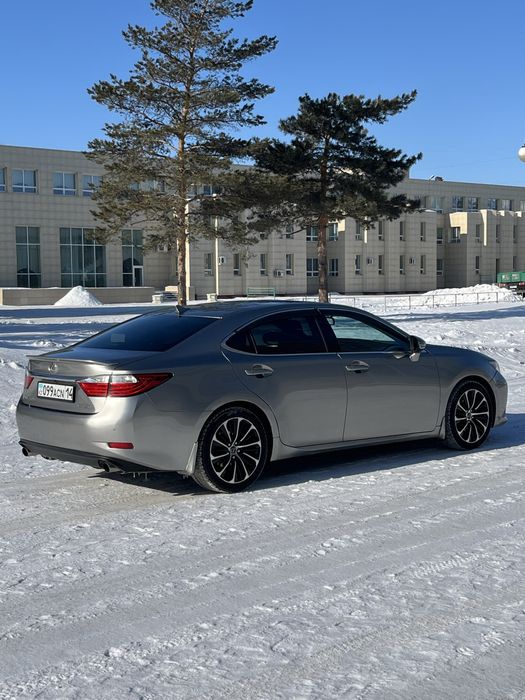 Лексус  еs   250