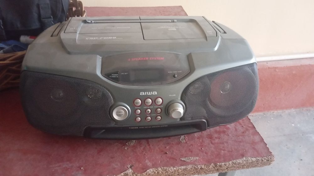 Boombox AIWA mafon CdRadioCassete