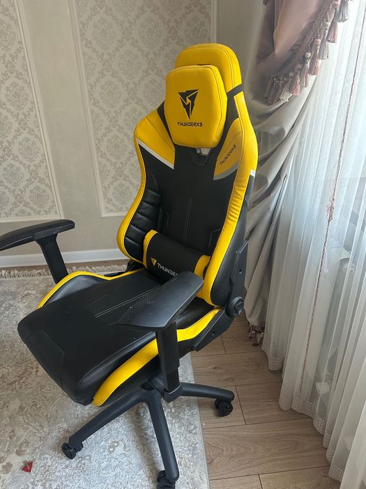 Игровое кресло продам