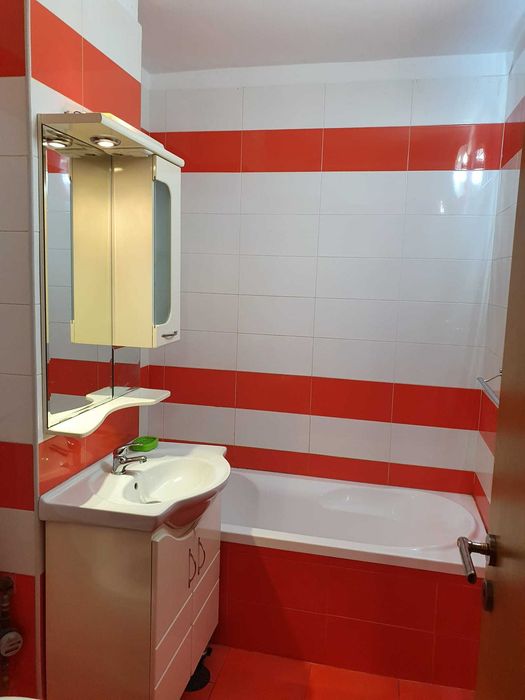 inchiriez apartamament 3 camere in Turnisor, Sibiu