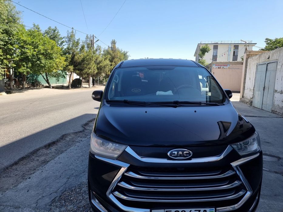 JAC M4 2024 8+1 kishilik