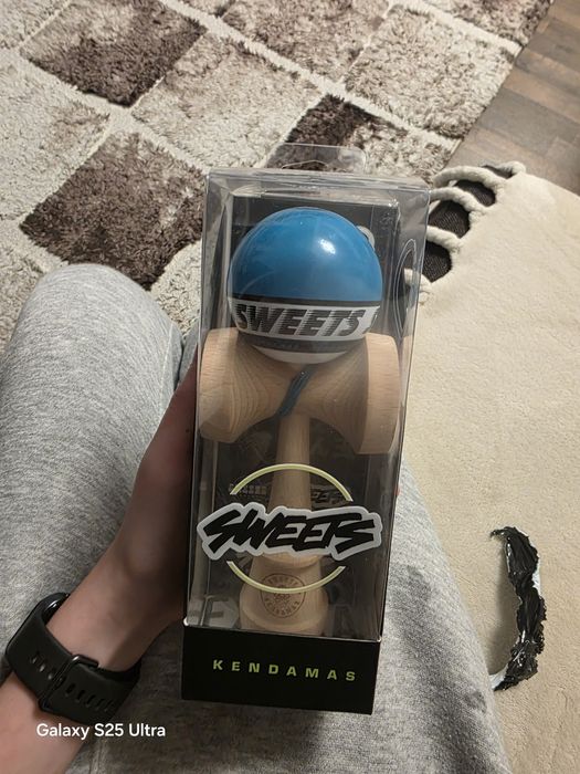 Sweets kendama starter