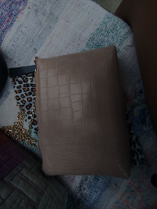 Geanta Whistles Matte Croc Medium Clutch (este realizata din piele naturala cu efect de crocodil in nuanta nude/roz pal (este noua ,nepurtată)original