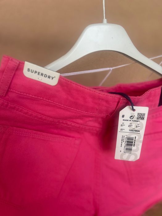 Superdry нови къси панталони