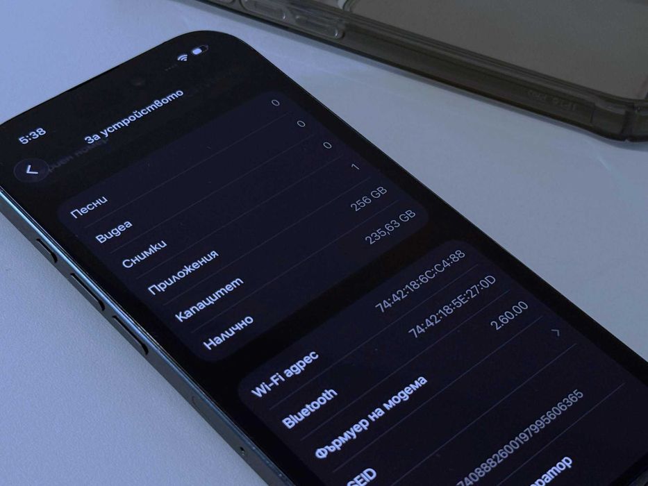 Бартер! iPhone 16 Pro 256GB Black Titanium (Черен) MDM Акаунт - 89% Батерия.