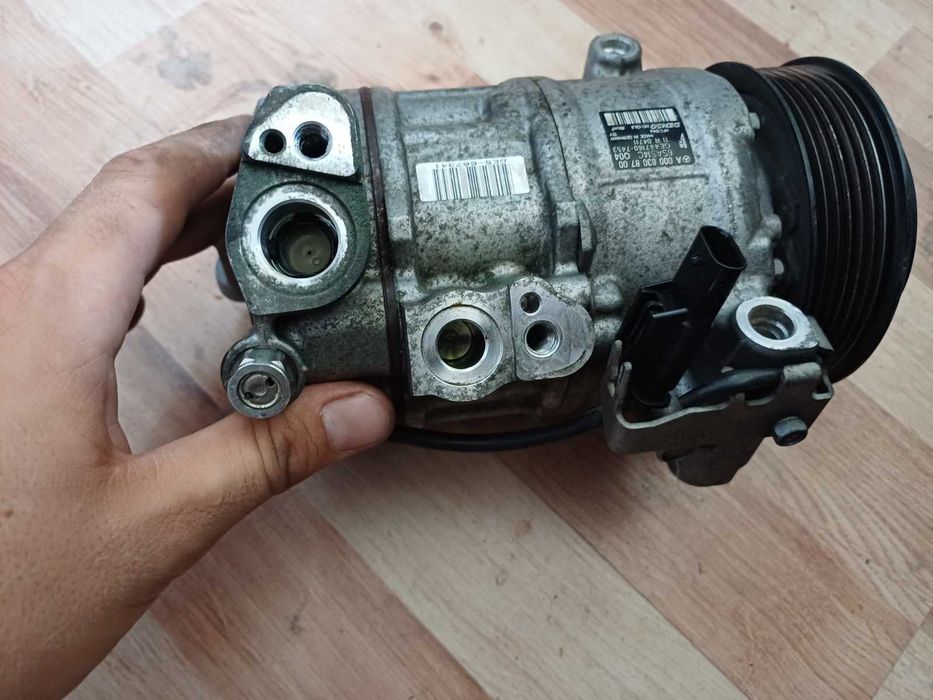 Компресор климатик w205 1.6 d