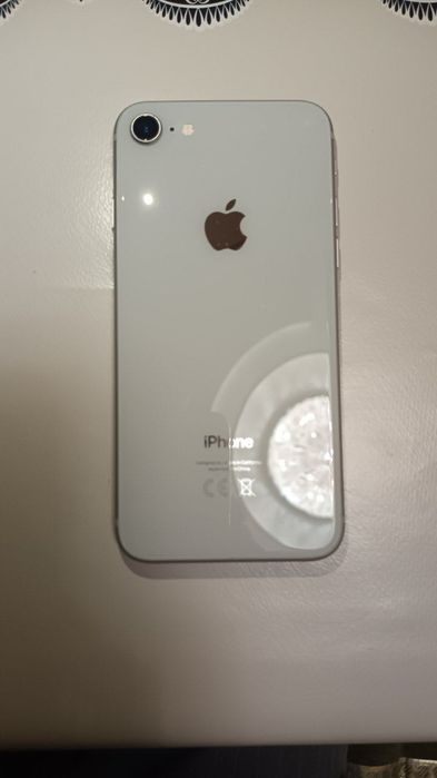 Iphone 8 64gb xotira