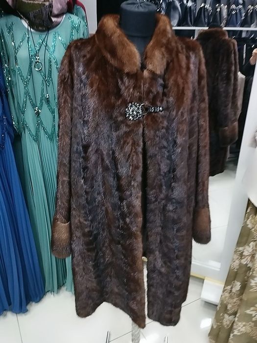 Норковые Шуба Новые в наличии есть размеры 50/52/54/