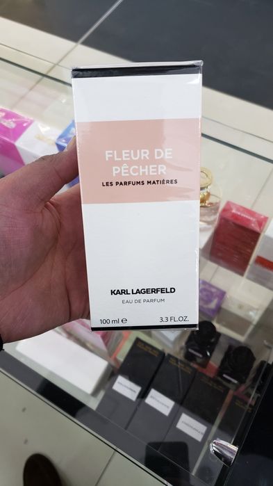 FLEUR DE PËCHER Karl Lagerfeld eau de parfum