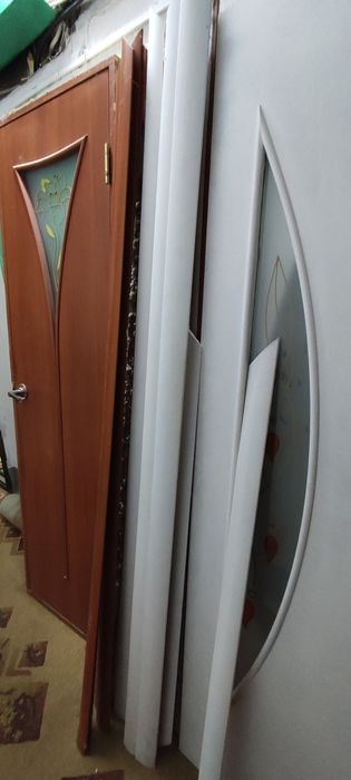 Двери межкомнатные (б/у)