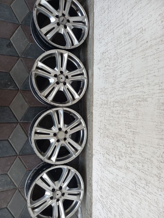 Продам титановых дисков