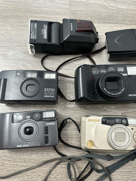 Lot aparate foto si accesorii defecte
