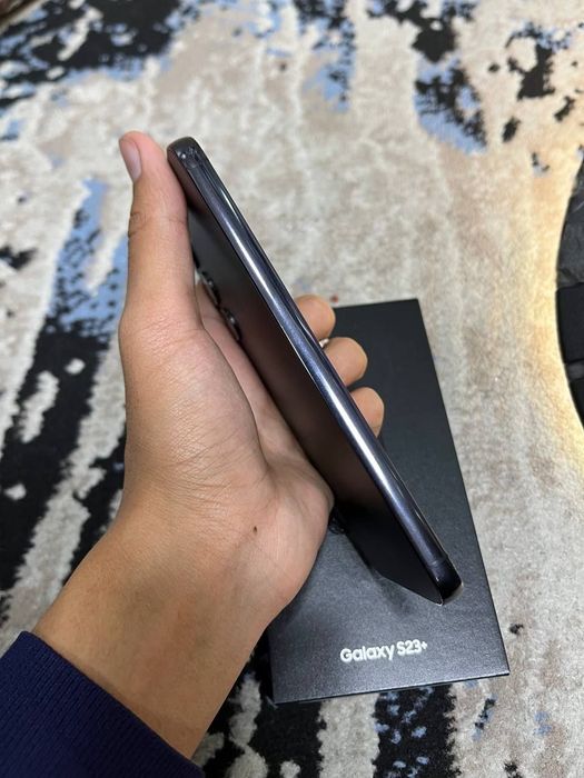 Samsung Galaxy  s23 plus vetnam