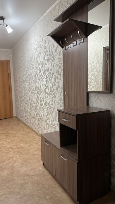 Продам 1 комнатную квартиру (49 м*)