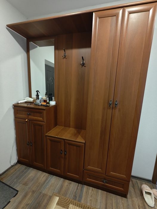Прихожая продам недорого