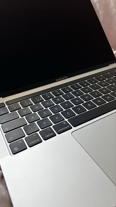 Apple Macbook pro A2338-piese