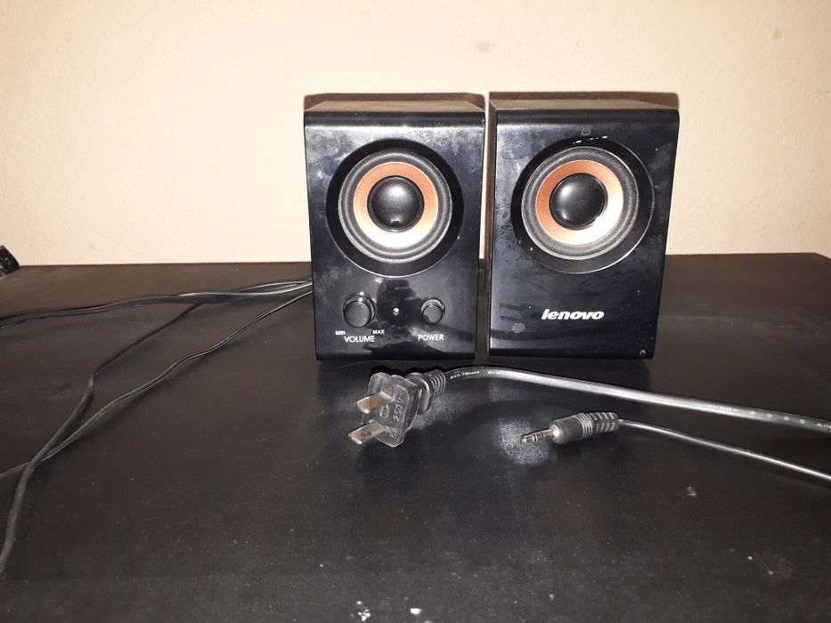 Компьютерные колонки Lenovo