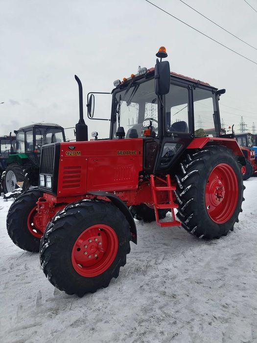 Трактор 920М новый