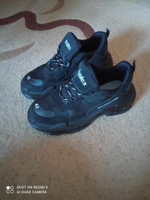 Adidași Balenciaga Triple S
