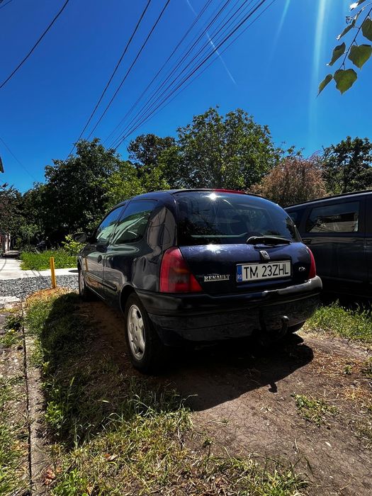 RENAULT Clio 2000 — imagine 2