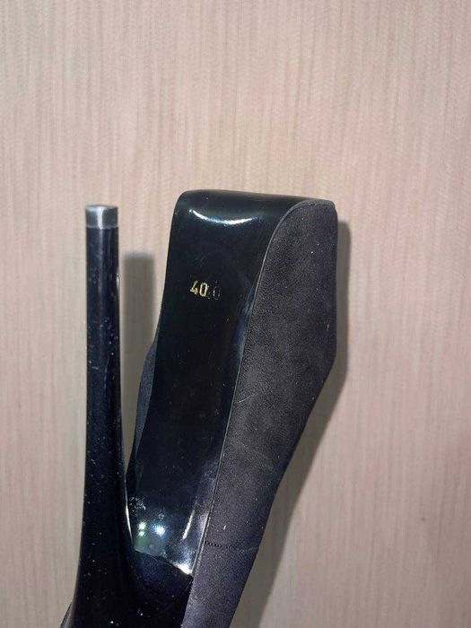 Черные туфли. ..