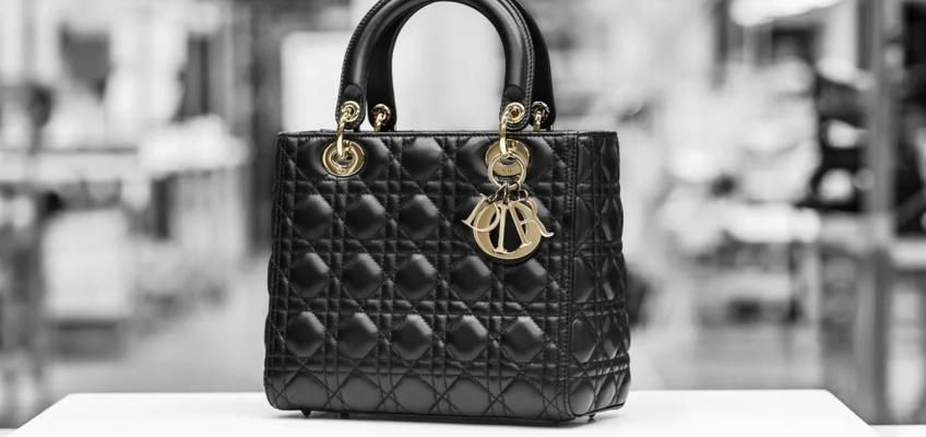 Диор чанта черна