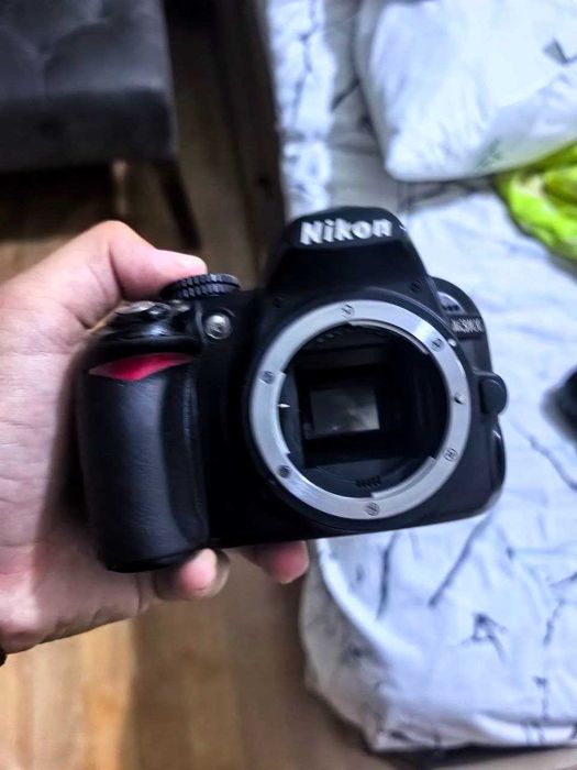 nikon d3100 тушка, хорошее сост