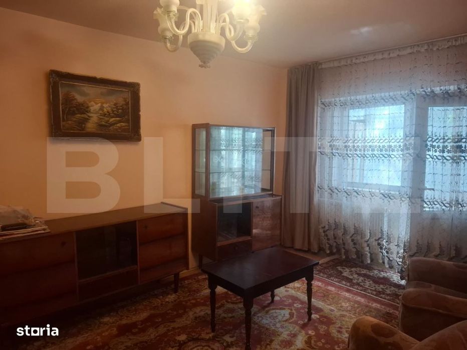 Apartament de vanzare, 50 mp, zona Gaesti