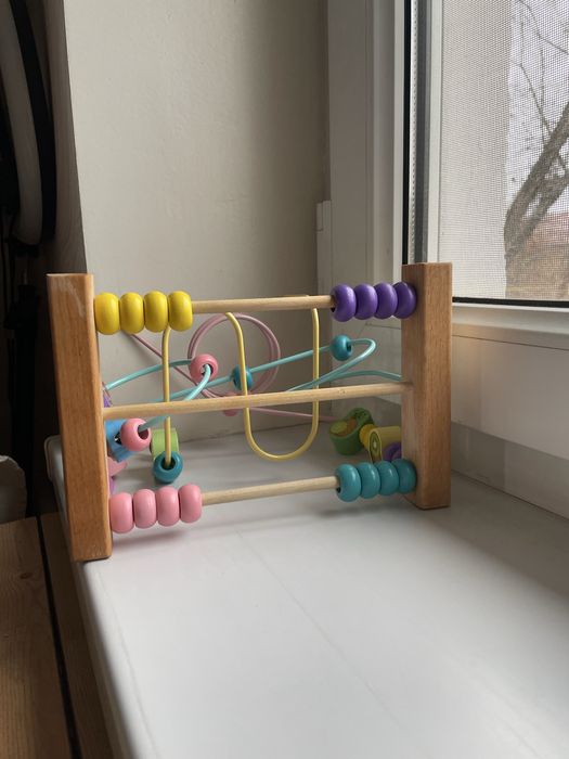 Развивабщий лабиринт и счеты Монтессори