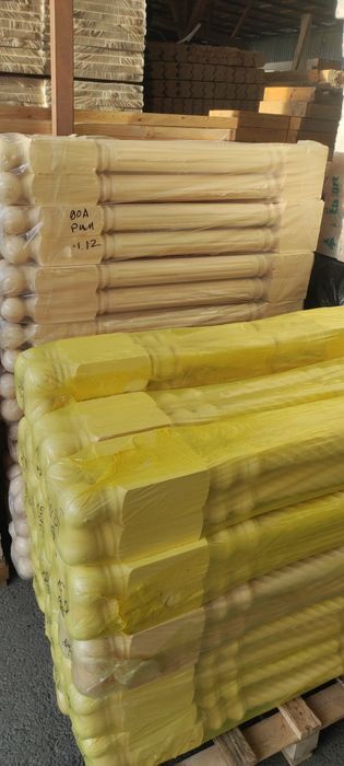 Балясины, столбы, ступени для лестниц, перила и плинтус