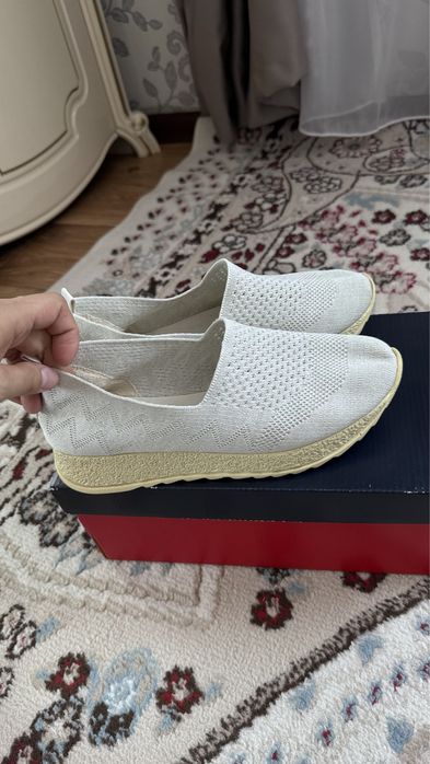 ДЕШЕВО продам летние мокасины FAST STEP