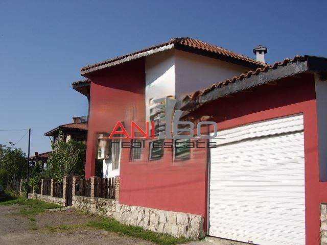 Продава се Къща в с. Близнаци, Област Варна - 495 кв.м за 627 €/кв.м - Снимка #11