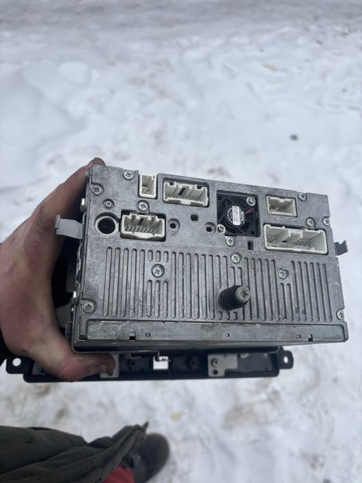 Продам магнитоллу mazda cx7