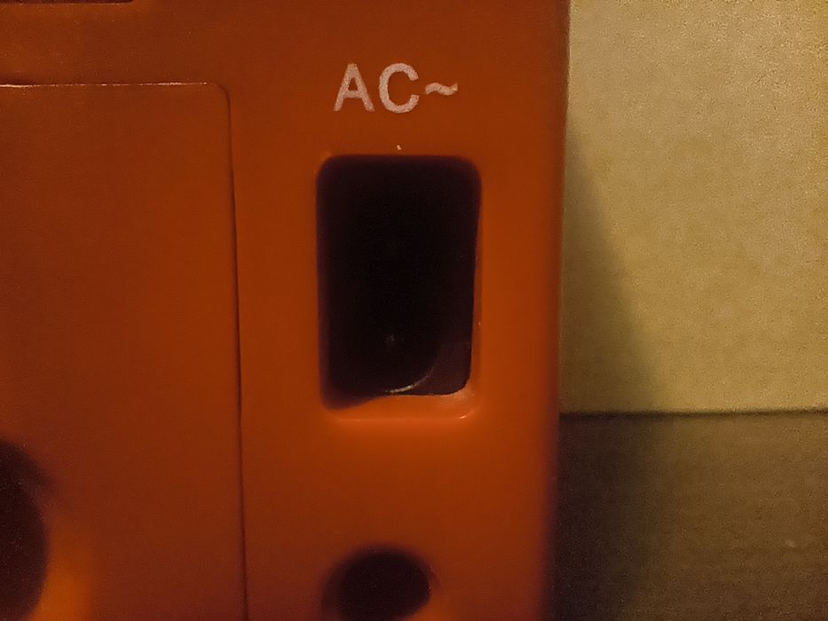 Преносимо радио JGC - LSR - 4030